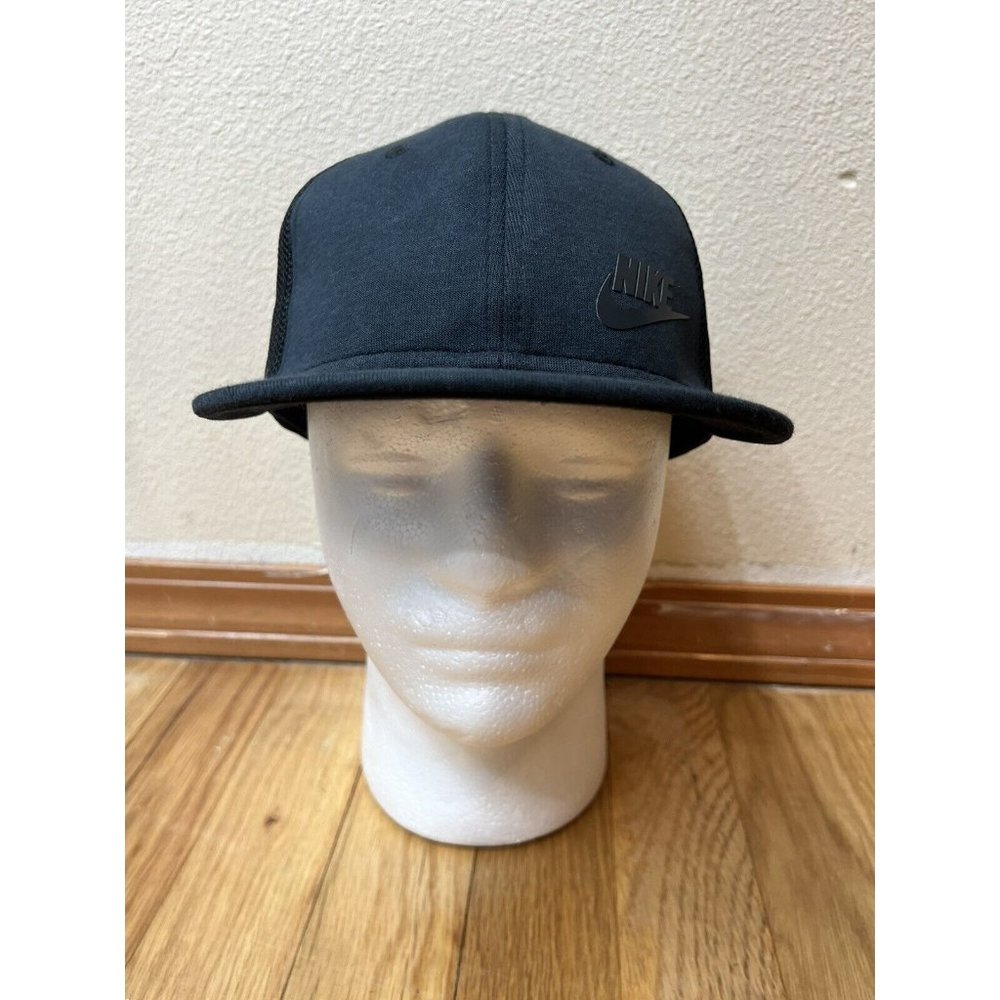Nike True Tech Pack Black Adjustable Snapback Hat Cap